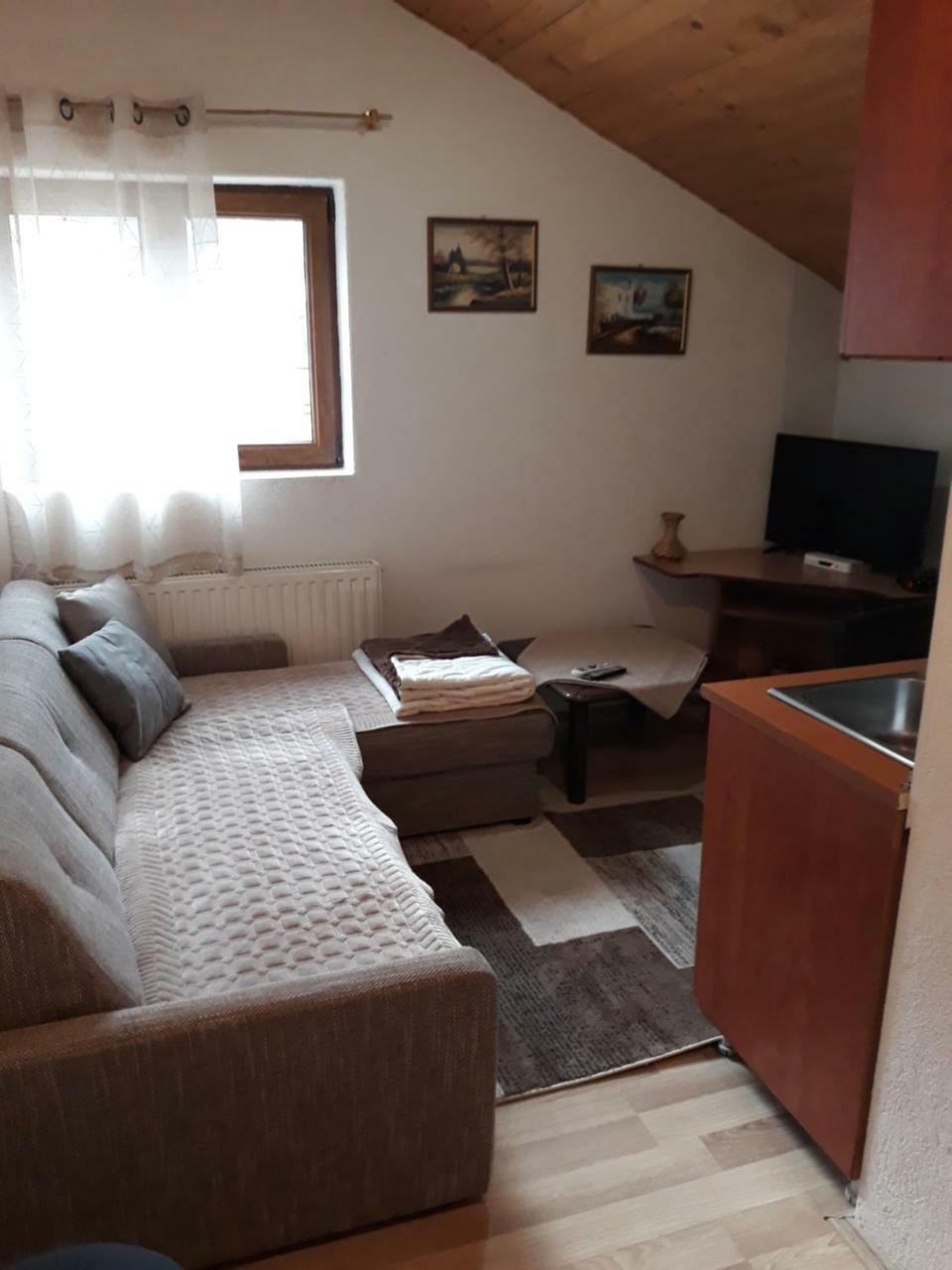 מוורובו Apartment Suzana מראה חיצוני תמונה