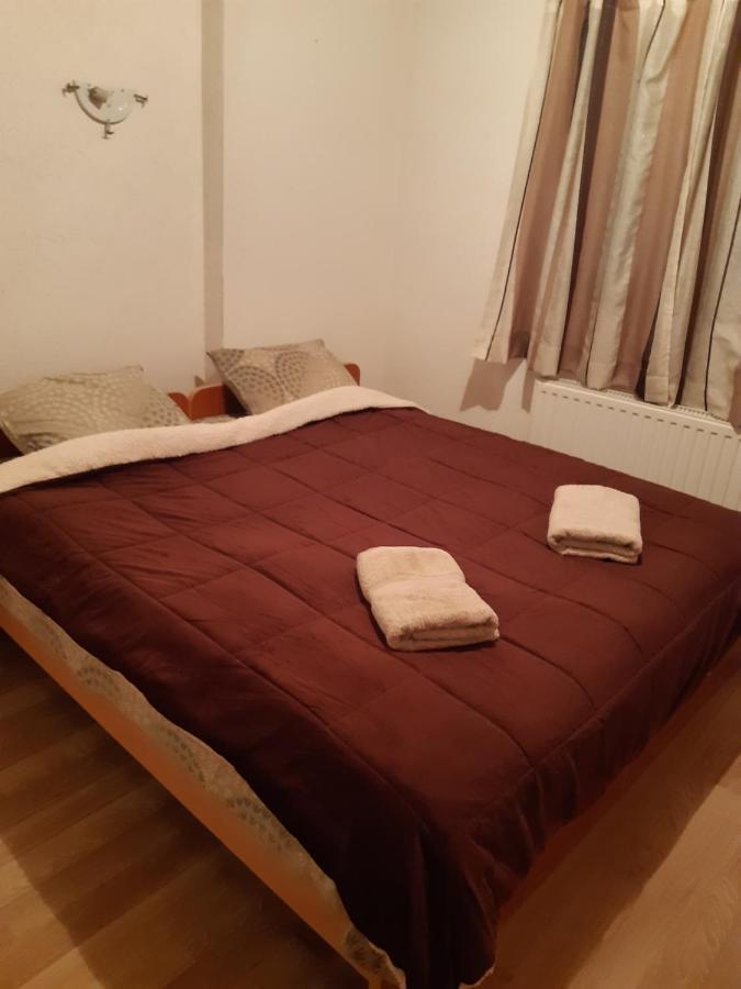 מוורובו Apartment Suzana מראה חיצוני תמונה